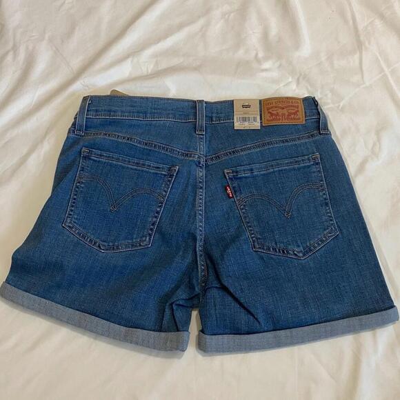 Levi Mid length Shorts - Picture 3 of 4